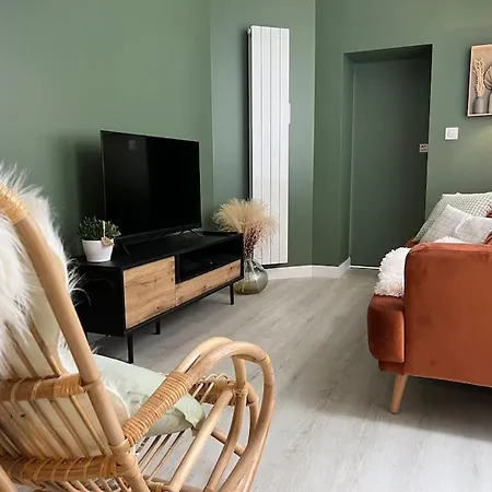 Holiday home La Desvroise Jacuzzi Billard Babyfoot 7 Pers Desvres