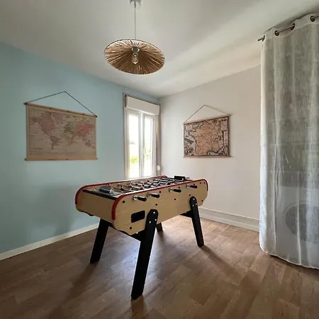Holiday home La Desvroise Jacuzzi Billard Babyfoot 7 Pers