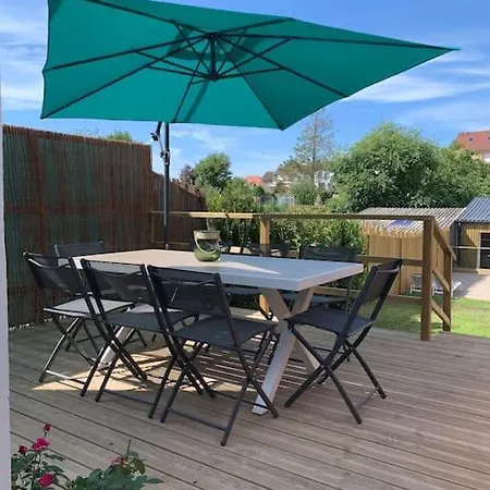 La Desvroise Jacuzzi Billard Babyfoot 7 Pers Holiday home *