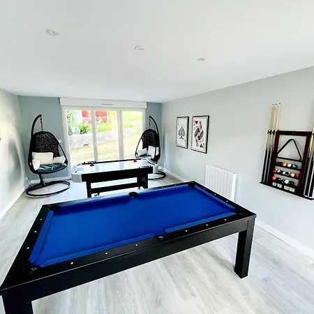 La Desvroise Jacuzzi Billard Babyfoot 7 Pers * Desvres