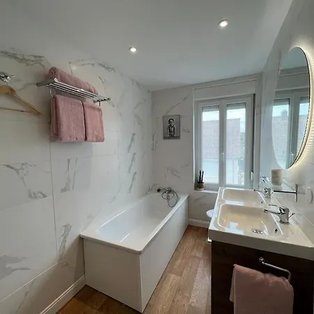 Holiday home La Desvroise Jacuzzi Billard Babyfoot 7 Pers